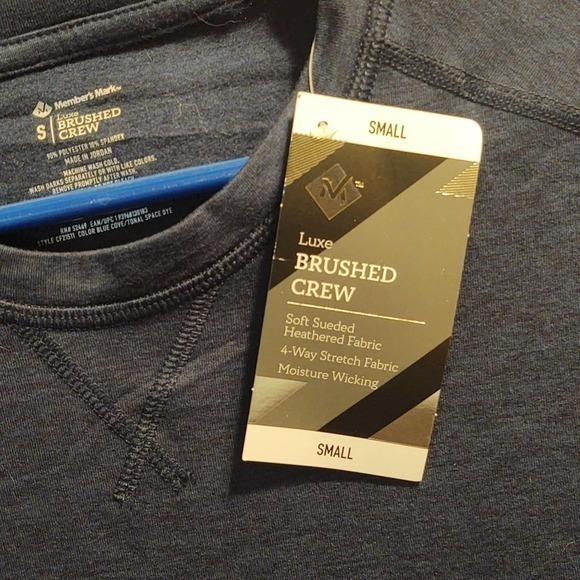 NWT‎ compression undershirt - Picture 3 of 3